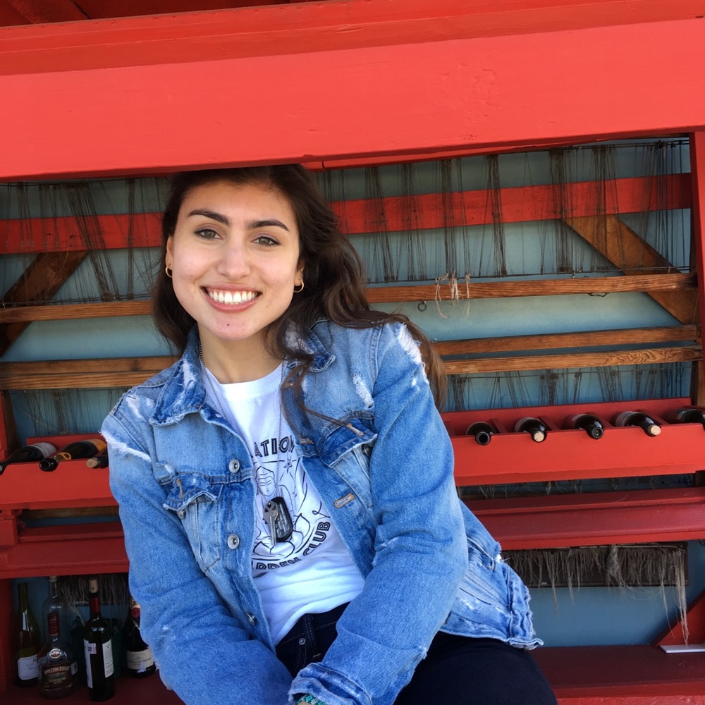 Meet your Posher, Mojdeh